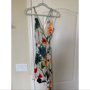 Alice & Olivia Susana floral wrap dress (NWT)